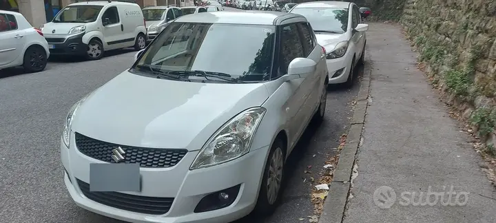 Suzuki Swift 2013 photo 2