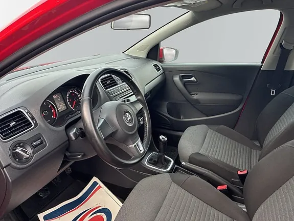 Volkswagen Polo 2010 photo 5