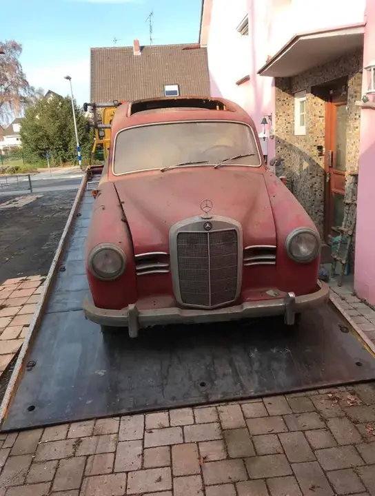Mercedes-Benz Ponton