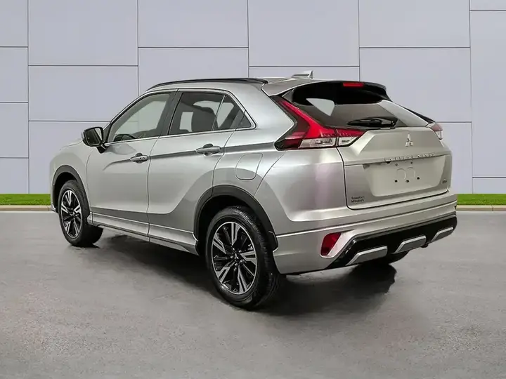 Mitsubishi Eclipse Cross 2026 photo 3
