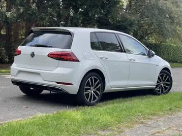 Volkswagen Golf 2020 photo 2