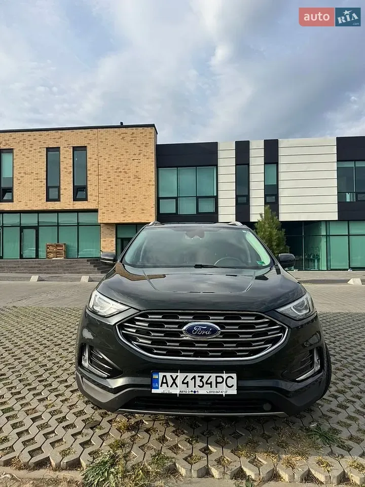 Ford Edge 2022 photo 3
