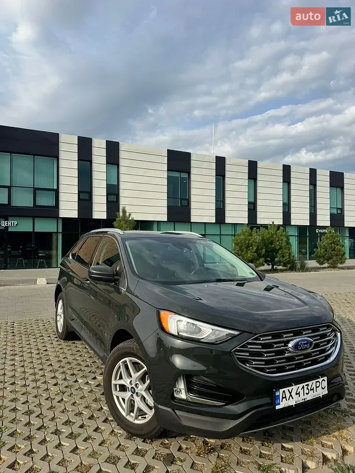 Ford Edge 2022 photo 2