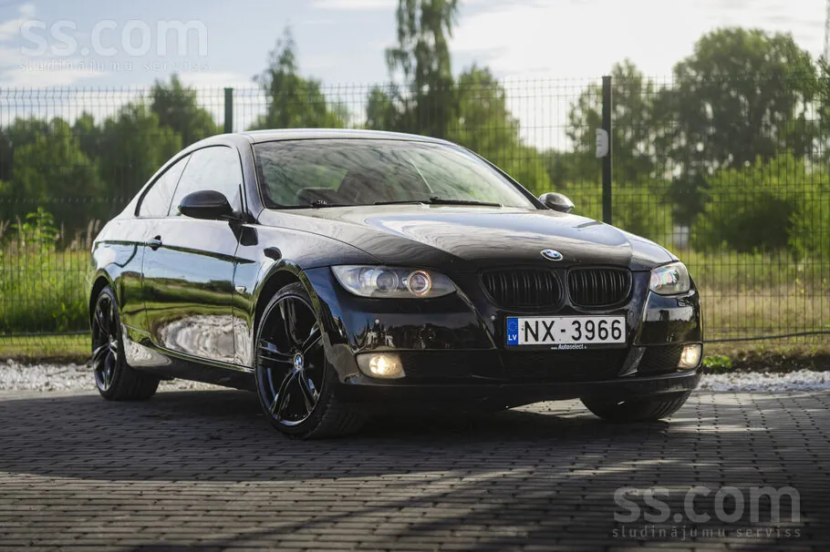 BMW 330 2007 photo 3