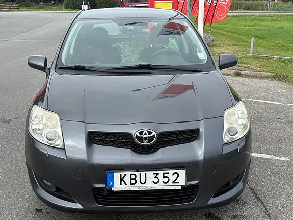 Toyota Auris 2009 photo 4