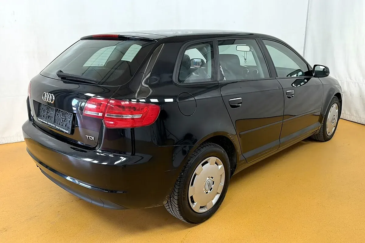 Audi A3 2012 photo 3