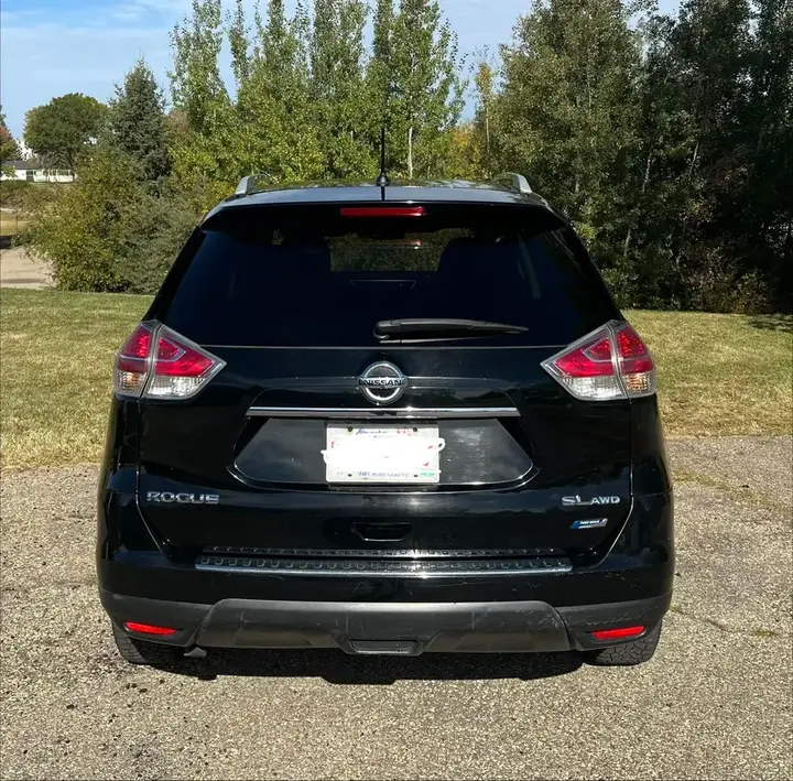 Nissan Rogue 2015 photo 4