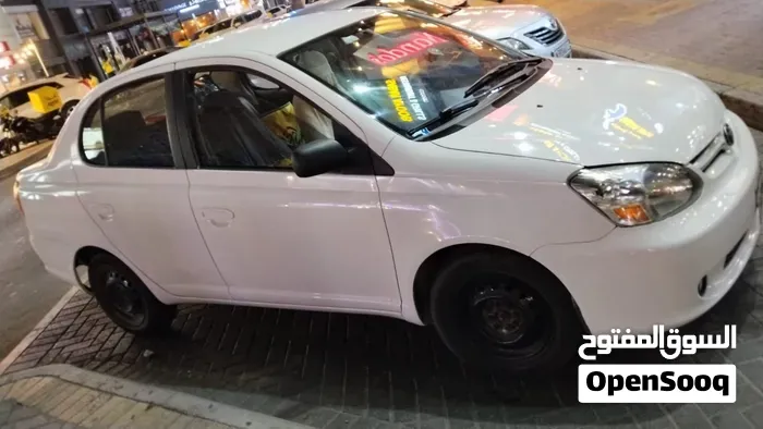 Toyota Echo 2005 photo 5