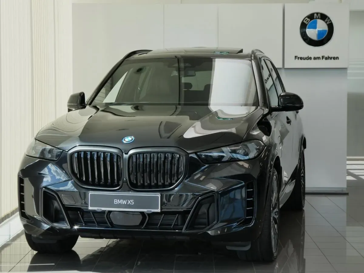 BMW X5 photo 2