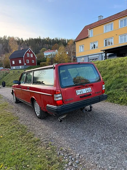 Volvo 240 1993 photo 2