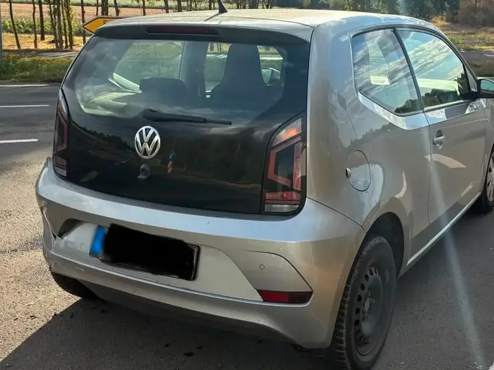 Volkswagen Up