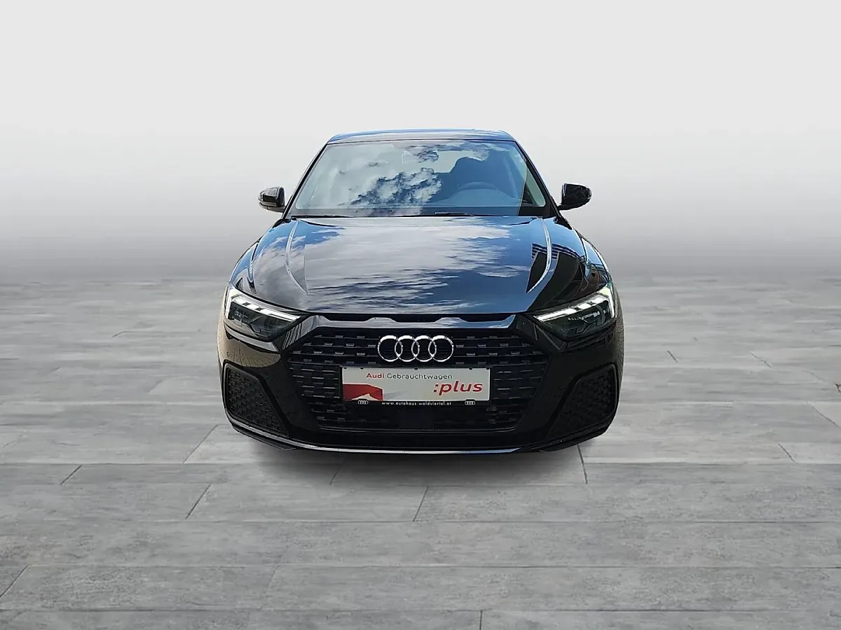 Audi A1 2026 photo 2