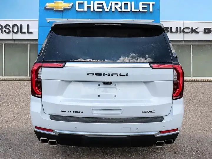 GMC Yukon 2026 photo 4