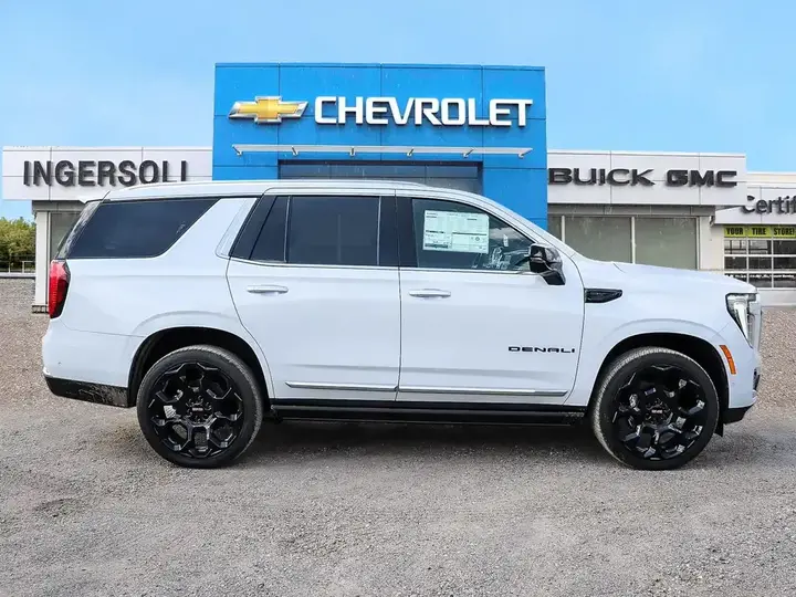 GMC Yukon 2026 photo 3