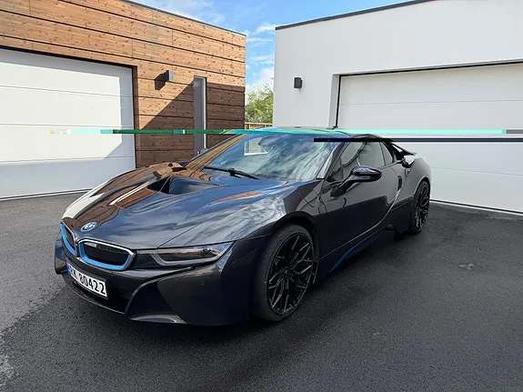 BMW I8 2015 photo 2