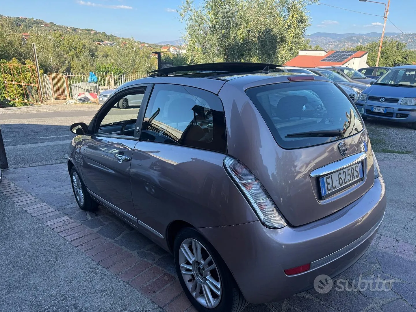 Lancia Ypsilon 2012 photo 4