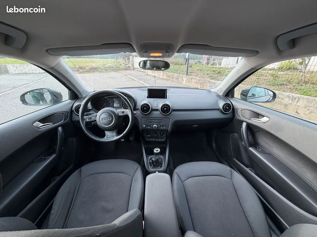 Audi A1 2011 photo 5