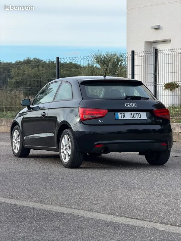 Audi A1 2011 photo 4