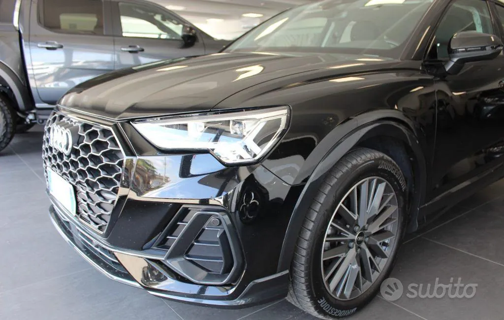 Audi Q3 2023 photo 4
