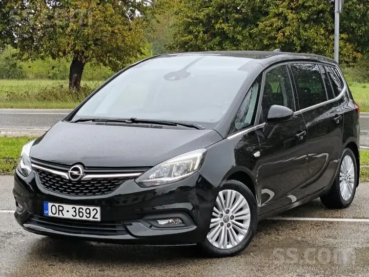 Opel Zafira Tourer 2017 photo 3