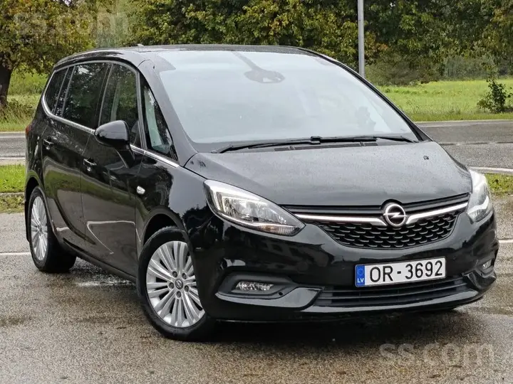 Opel Zafira Tourer