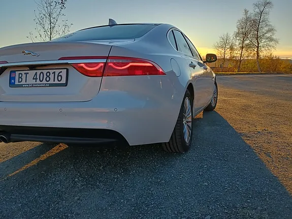Jaguar Xf 2016 photo 5