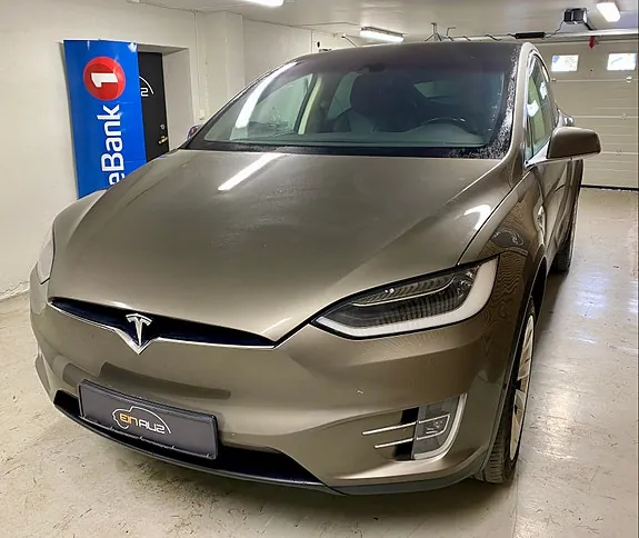 Tesla Model X 2017 photo 3