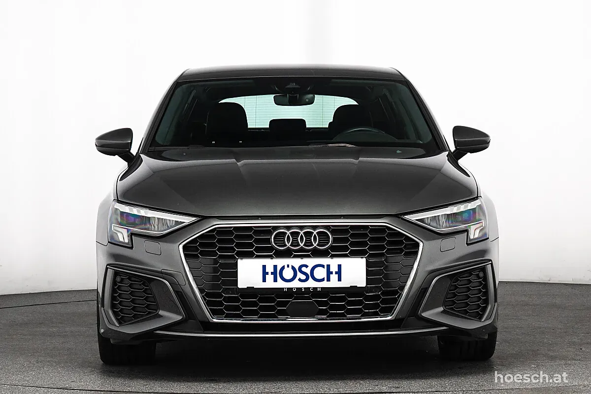 Audi A3 2023 photo 2