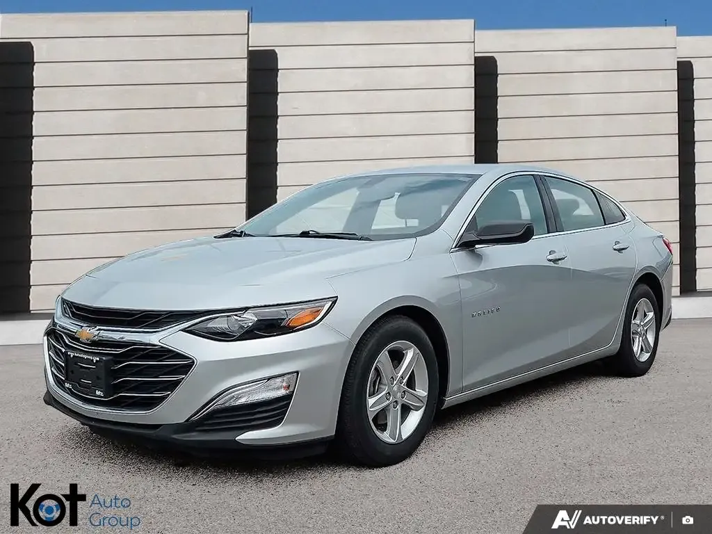 Chevrolet Malibu 2021 photo 2