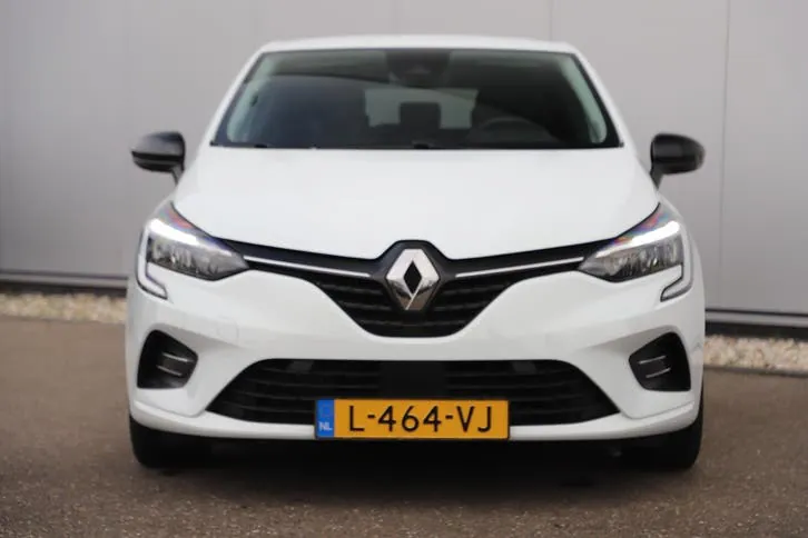 Renault Clio 2021 photo 2