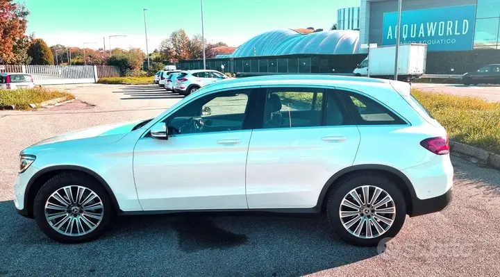 Mercedes-Benz Glc 2019 photo 2
