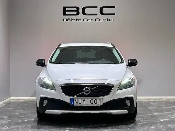 Volvo V40 Cross Country 2013 photo 3