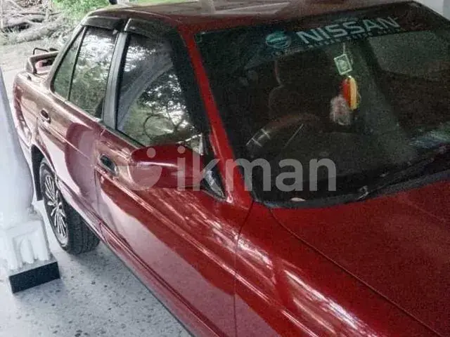 Nissan Sunny 1990 photo 2