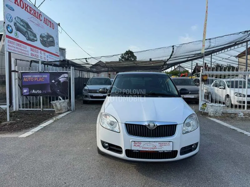 Skoda Fabia 2009 photo 5