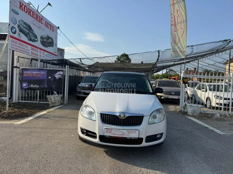 Skoda Fabia 2009 photo 4