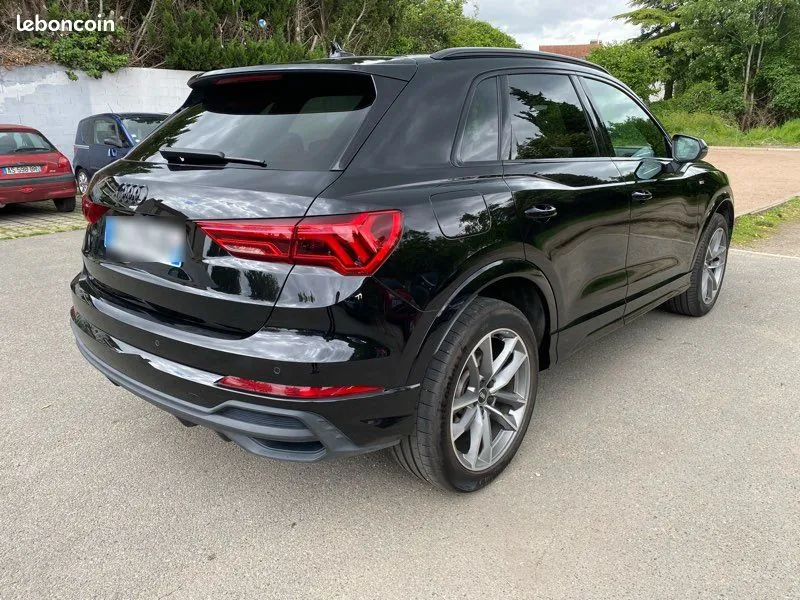 Audi Q3 2023 photo 2