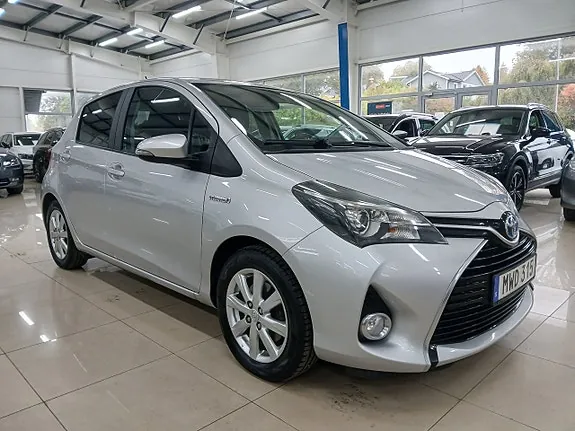 Toyota Yaris 2015 photo 4