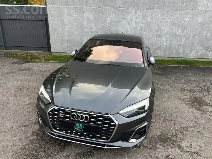 Audi S5