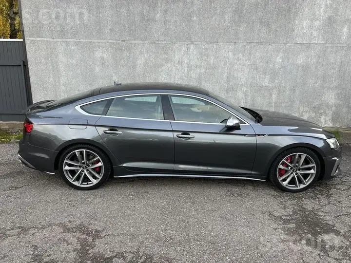 Audi S5 2020 photo 2