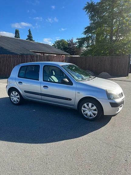 Renault Clio Ii 2006 photo 3