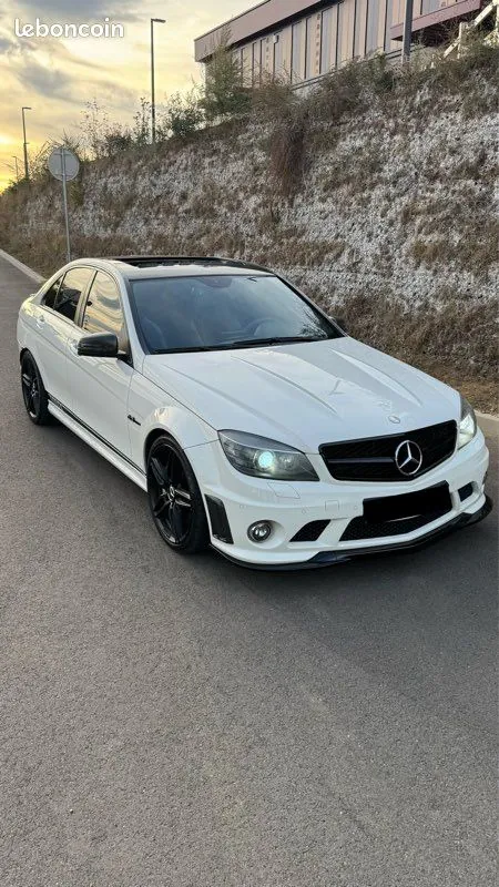 Mercedes-Benz C63 Amg