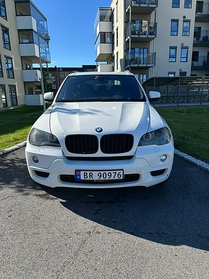 BMW X5 2009 photo 2
