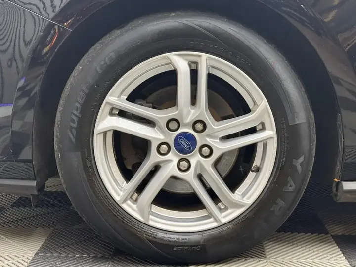 Ford Focus 2021 photo 4