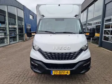 Iveco Daily 2020 photo 3