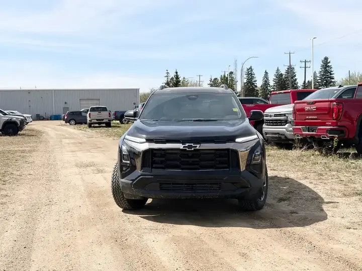 Chevrolet Equinox 2026 photo 2