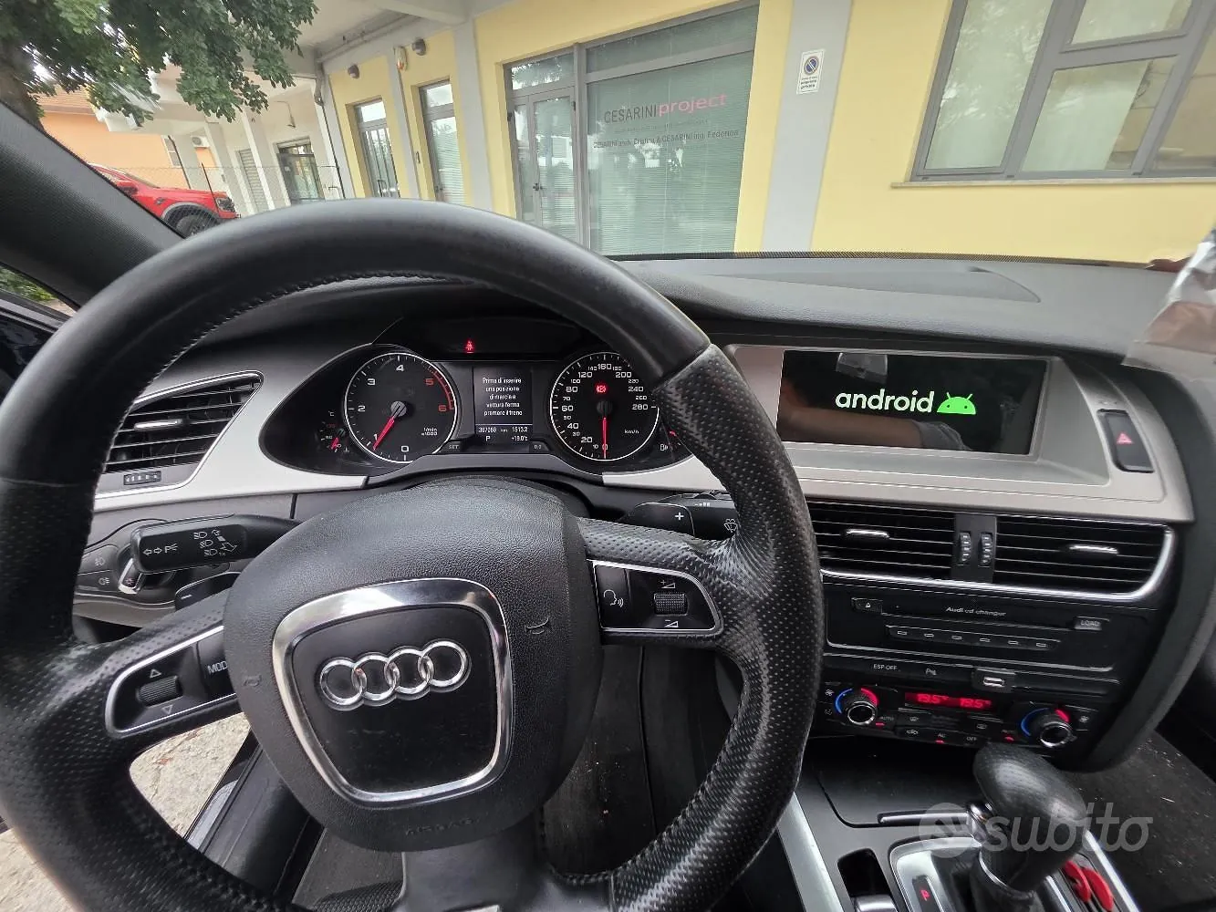 Audi A4 2009 photo 2