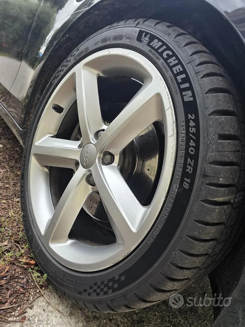 Audi A4 2009 photo 3
