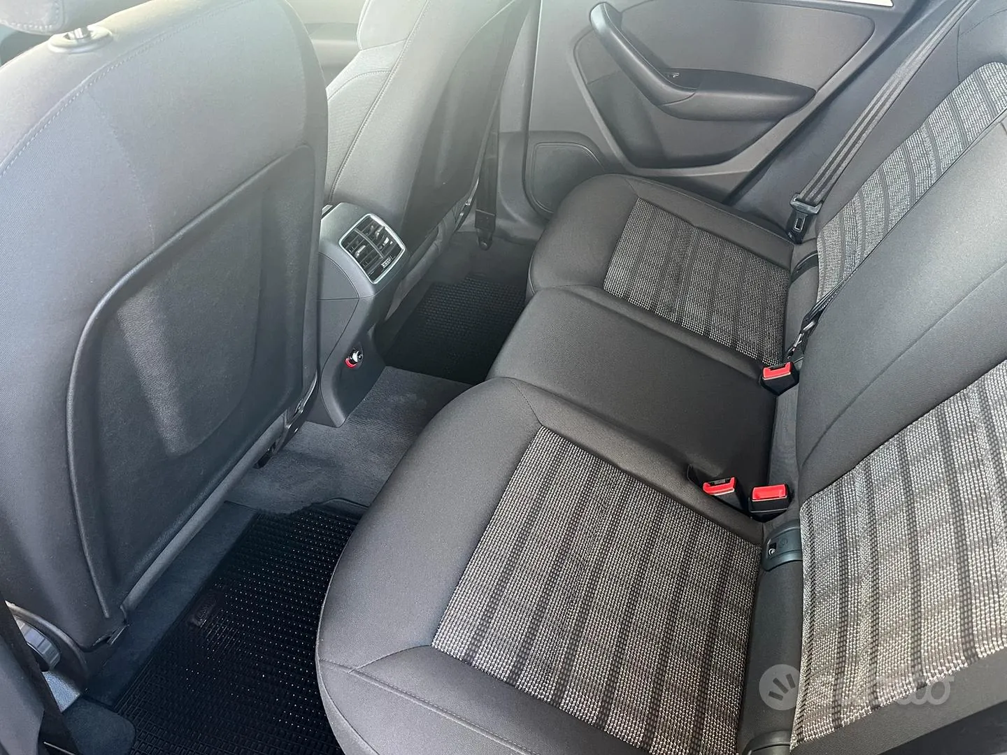 Audi Q3 2016 photo 5