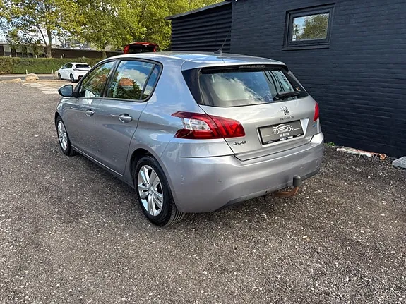 Peugeot 308 2015 photo 4