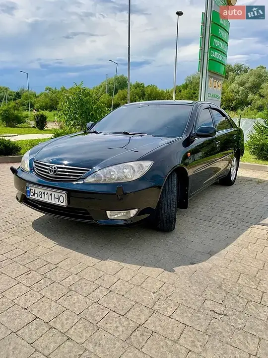 Toyota Camry 2004 photo 2